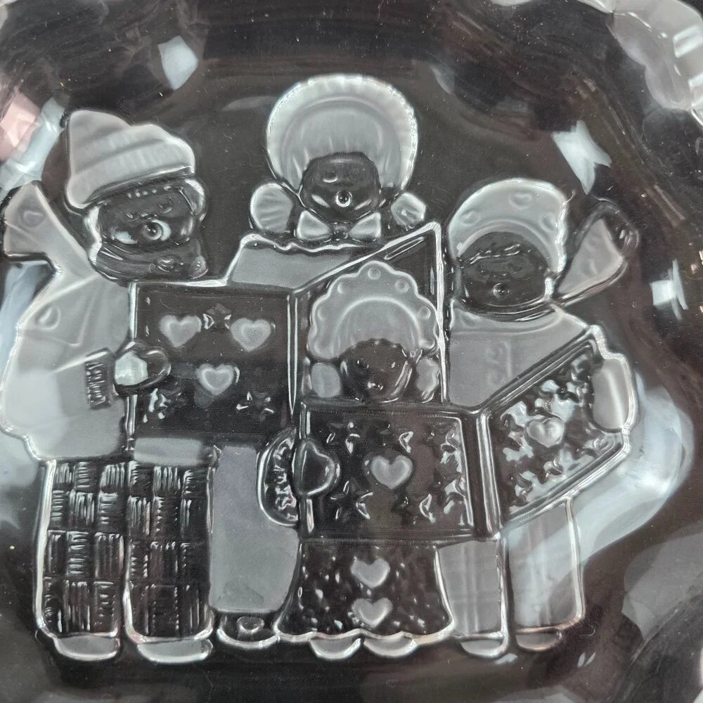 Mikasa Celebrations Carolers Collection Candy Sweets Dish 8 1/2 Inches